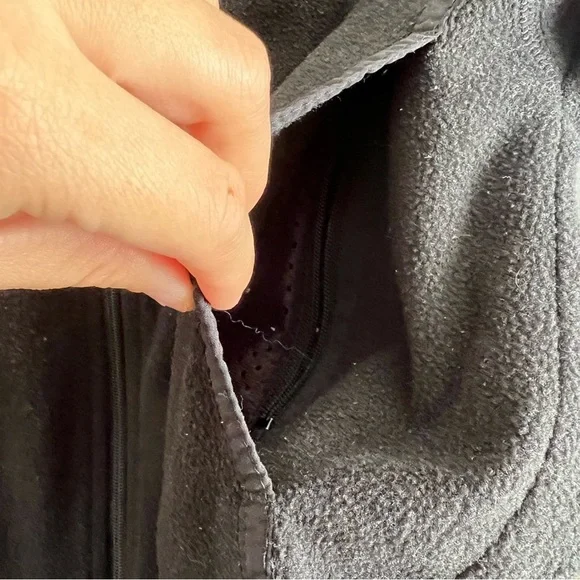 Black Fleece Patagonia Zip Up Jacket - Picture 5 of 6